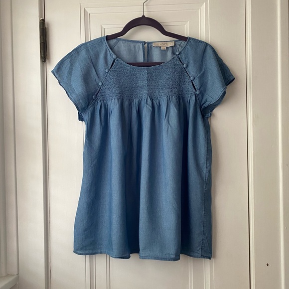 LOFT Tops - Loft chambray blue swing top blouse shirt M